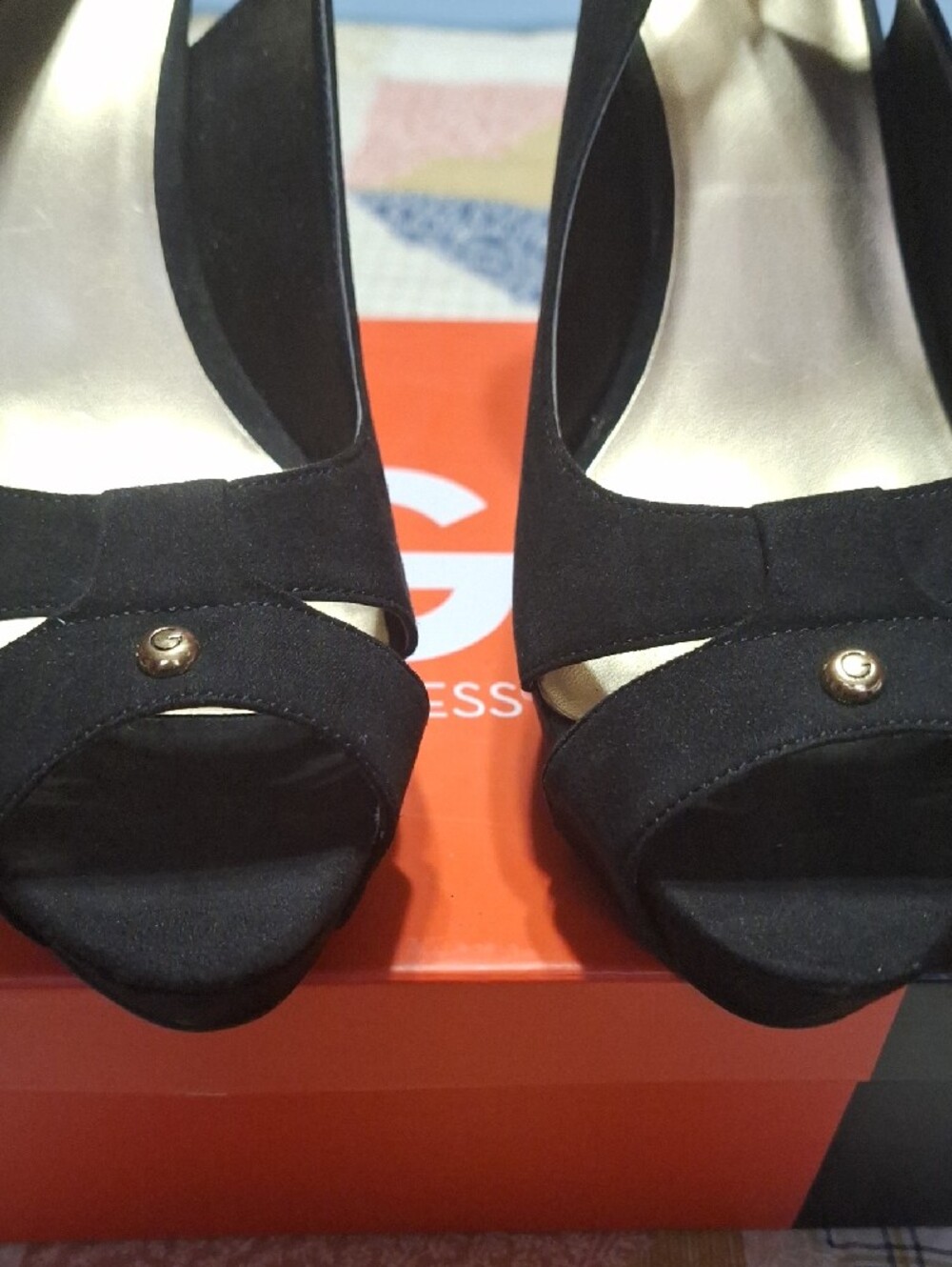 GUESS Black Open-Toe Slingback Heels with Gold Accent - Picture 3 of 11